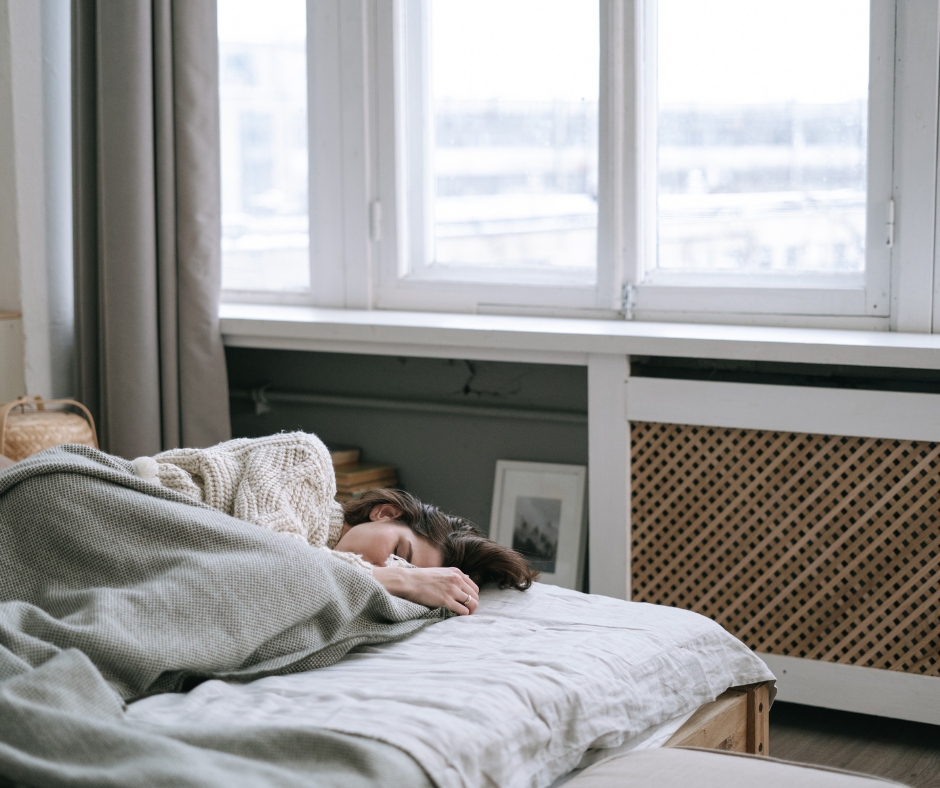 No Pillows for Glaucoma Patients When Lying Down? The Hidden Nighttime Danger That Could Steal Your Vision